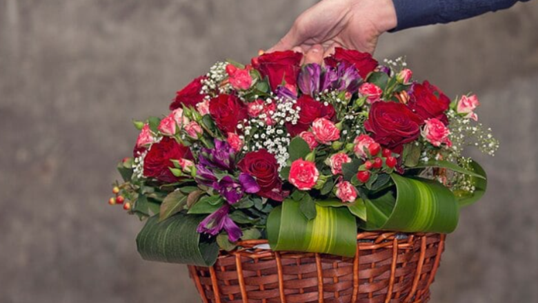 How to Surprise Your Loved Ones with Flower Deliveries in Delhi